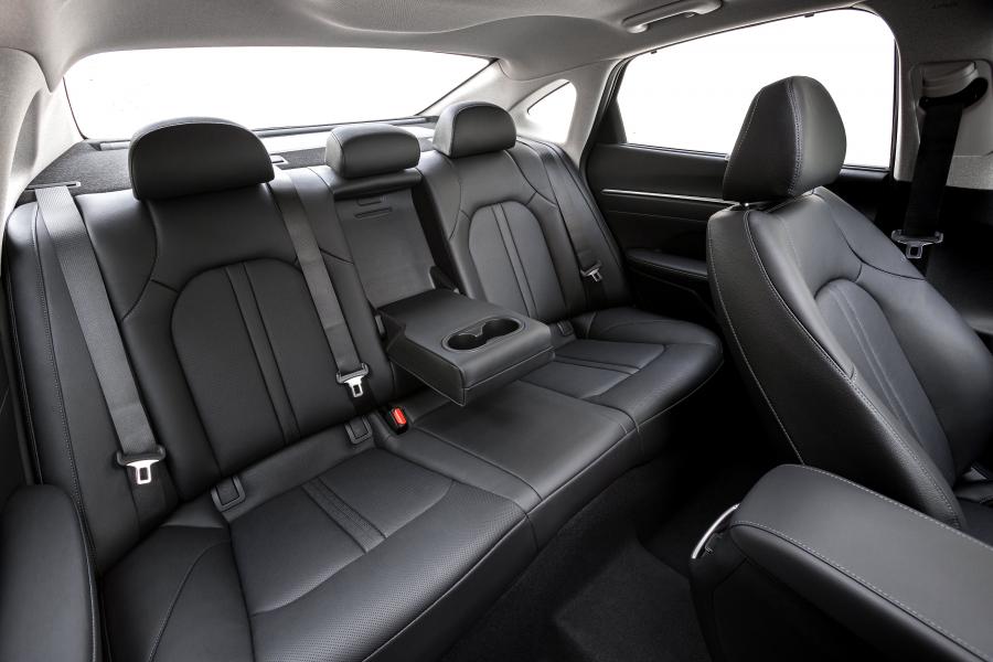 Интерьер Hyundai Sonata (DN8) 2019 года  (CIS) (фото 4 из 7)